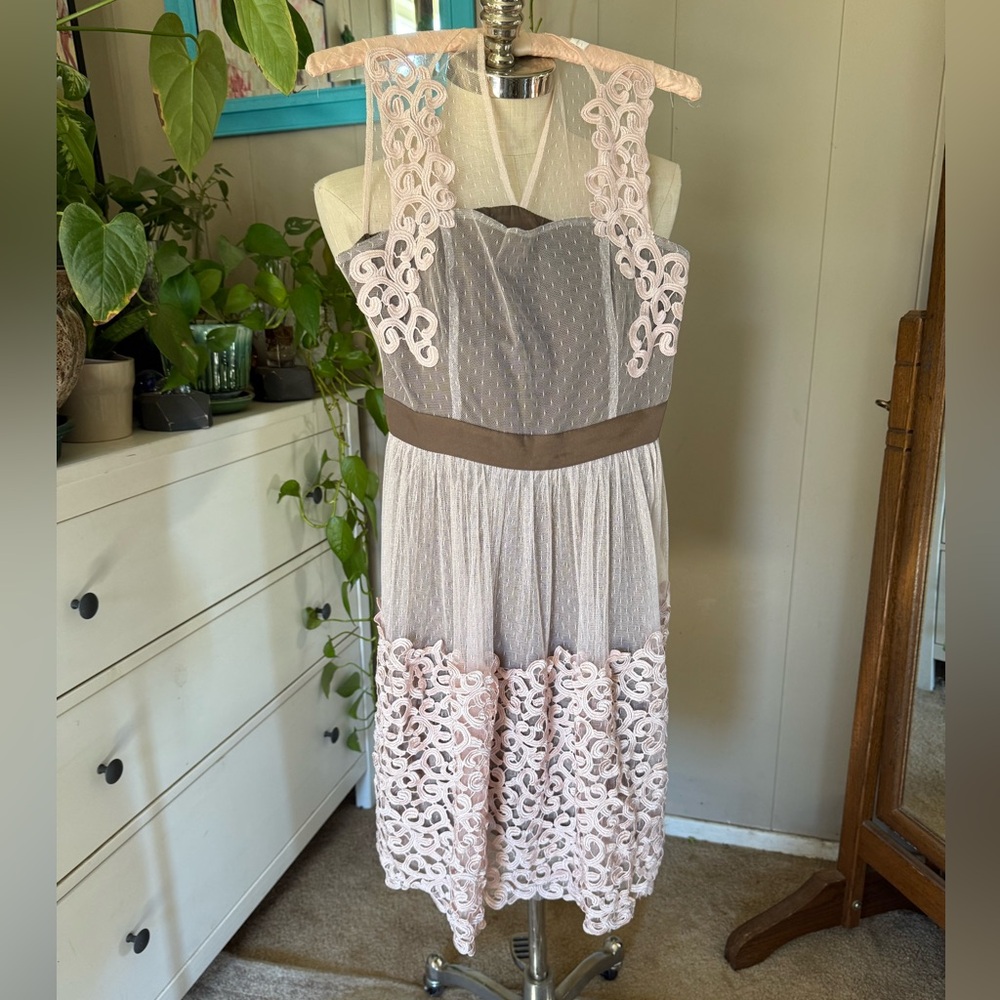 Waltz pink Lace Overlay Dress, Junior’s small